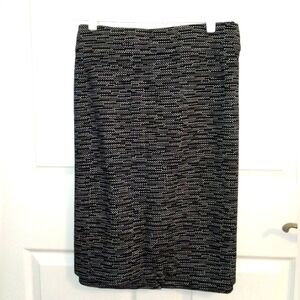 Black And White Tweed pencil skirt size 28